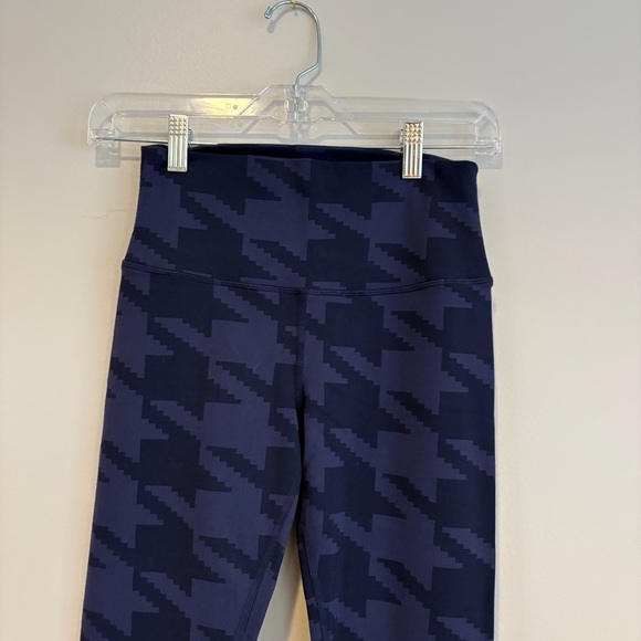 ALO Yoga Houndstooth High Rise Legging Size S - Picture 3 of 9